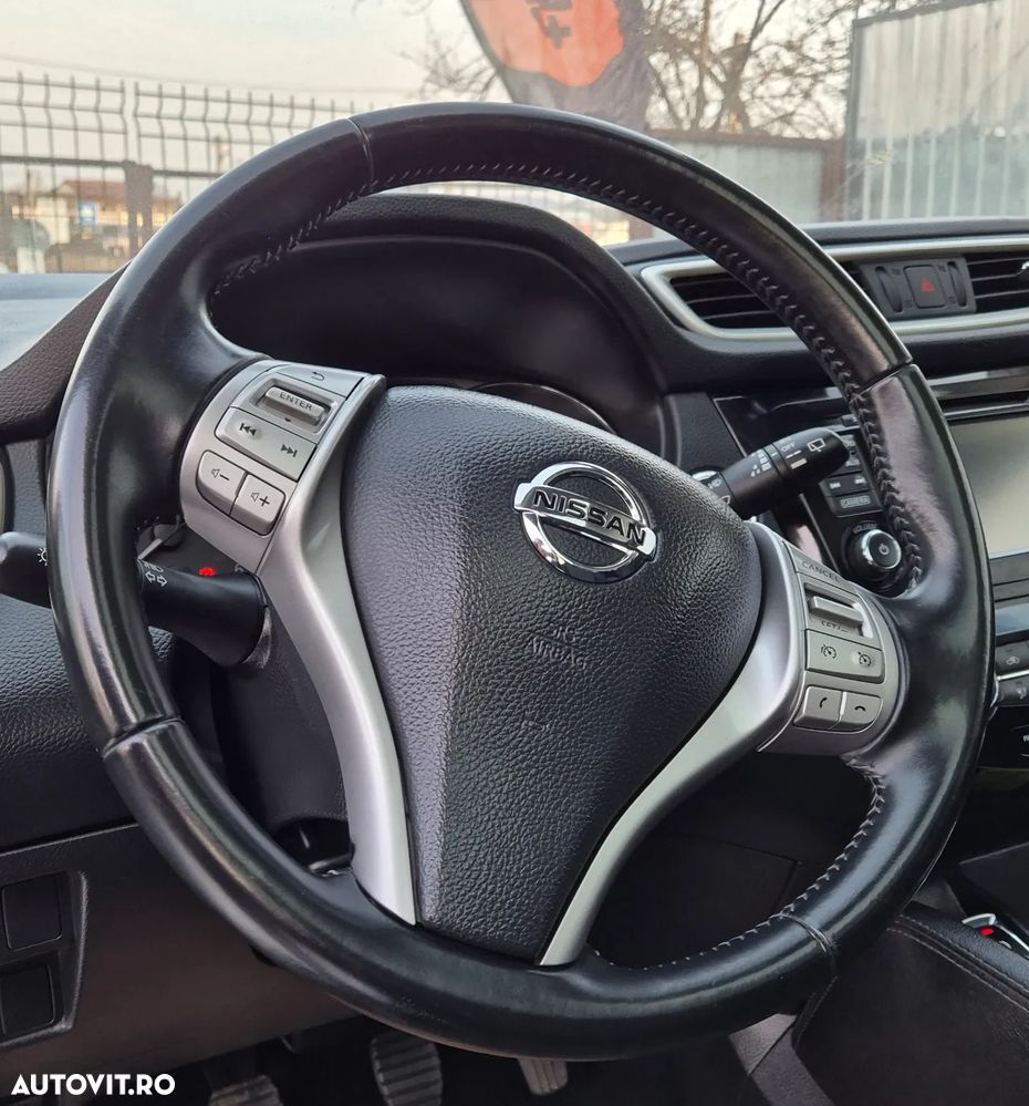 Nissan Qashqai 1.5 DCI N-Connecta - 19