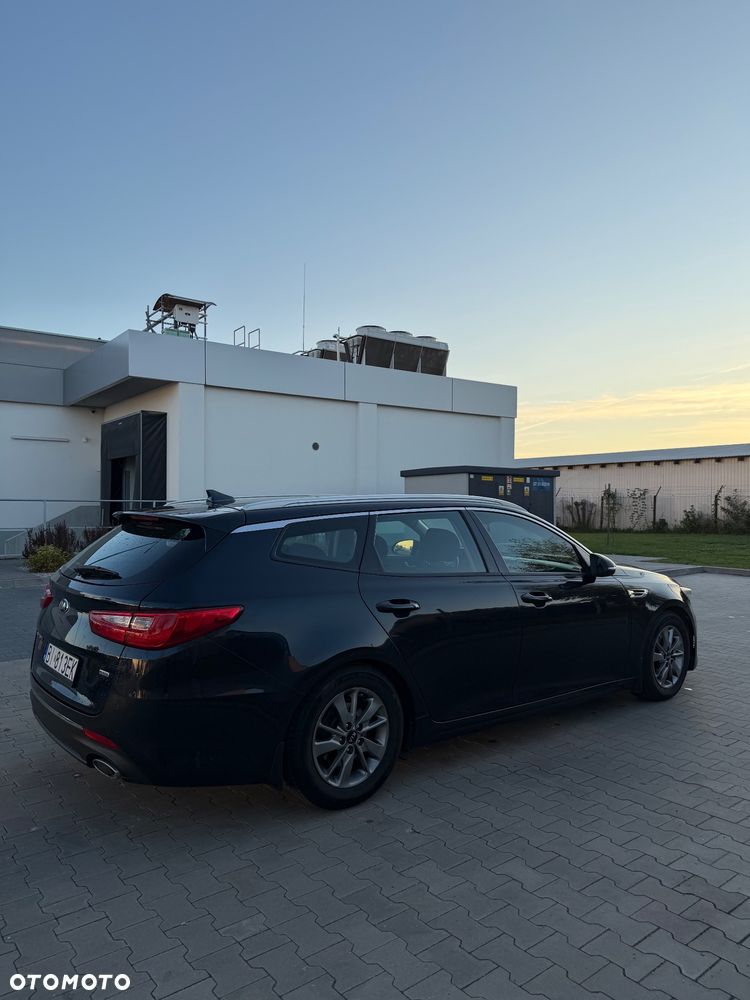 Kia Optima 1.7 CRDI M - 11