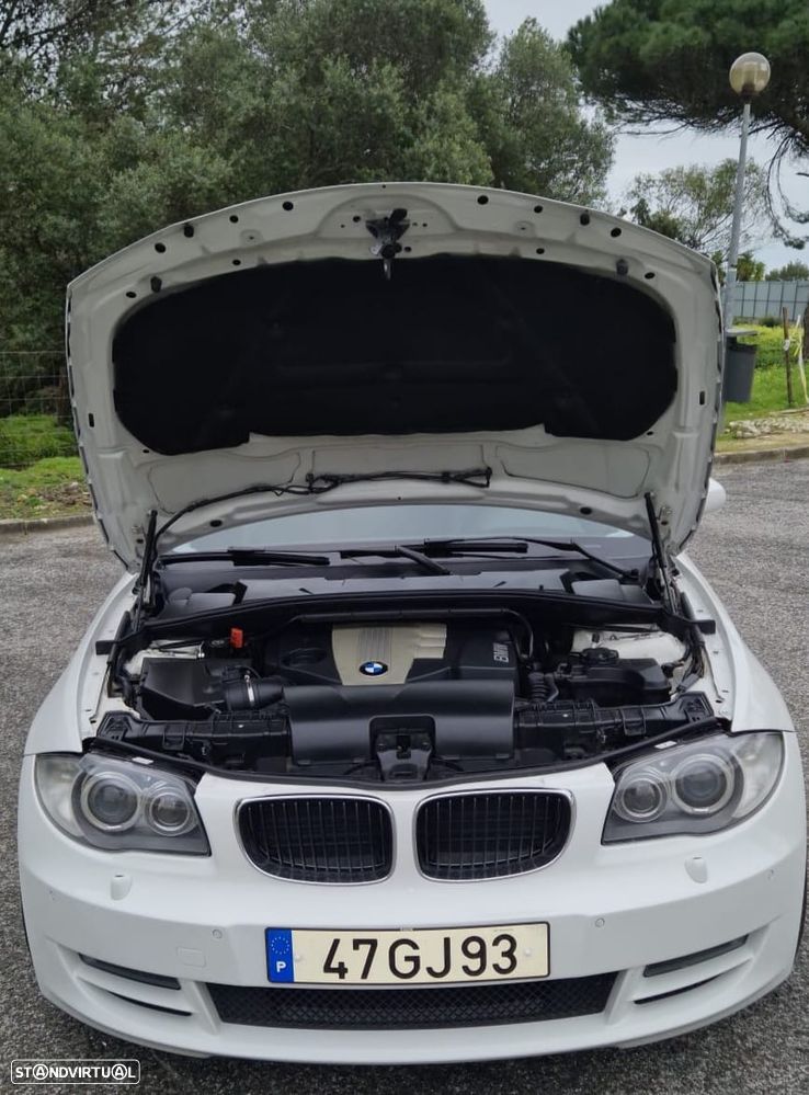 BMW 123 d Coupe - 18