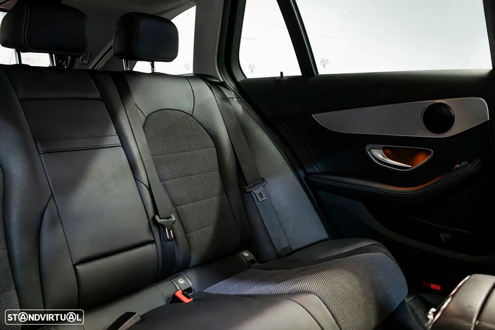 Mercedes-Benz C 300 de Avantgarde - 12