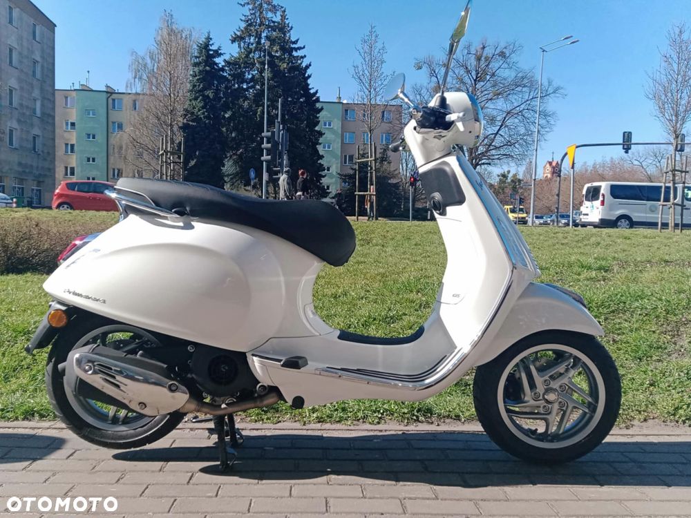 Vespa Primavera - 2