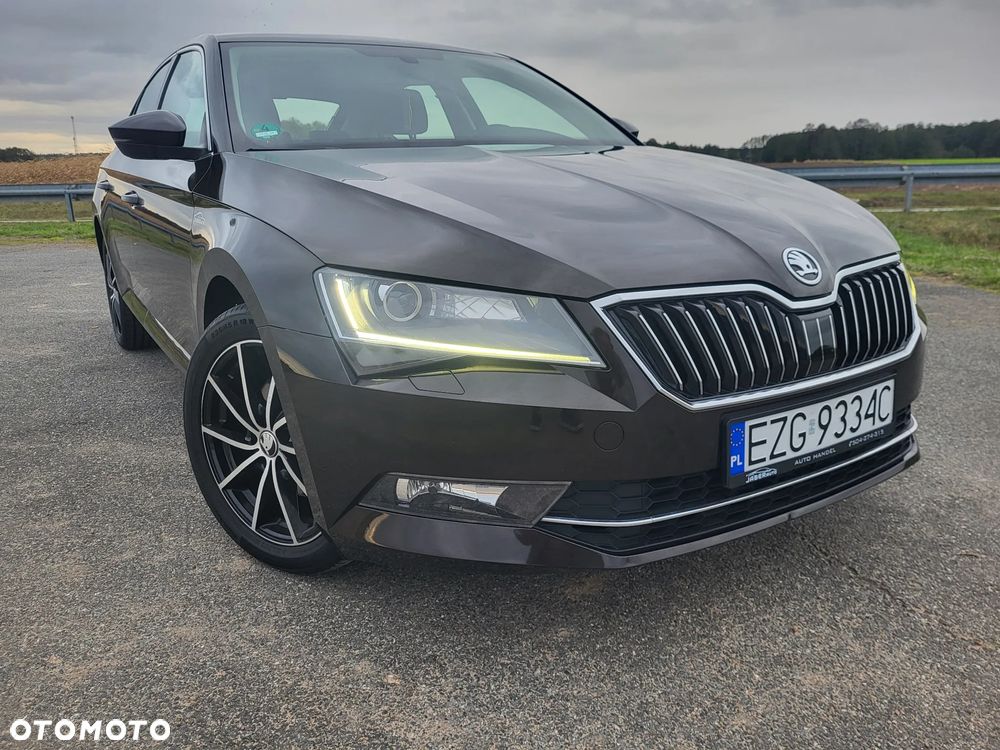 Skoda Superb 2.0 TDI 4x4 Ambition - 11