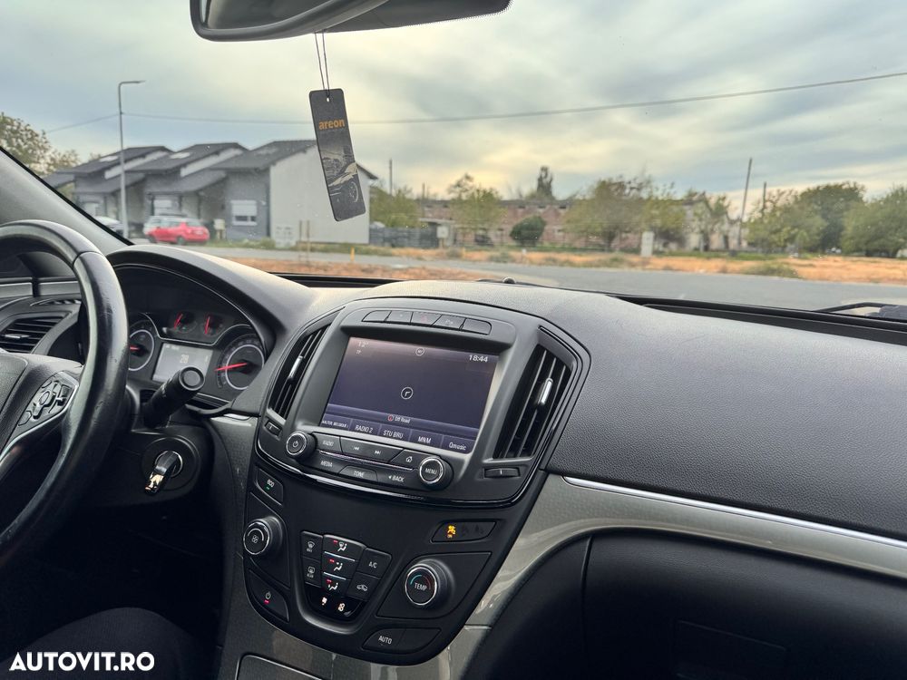 Opel Insignia - 4