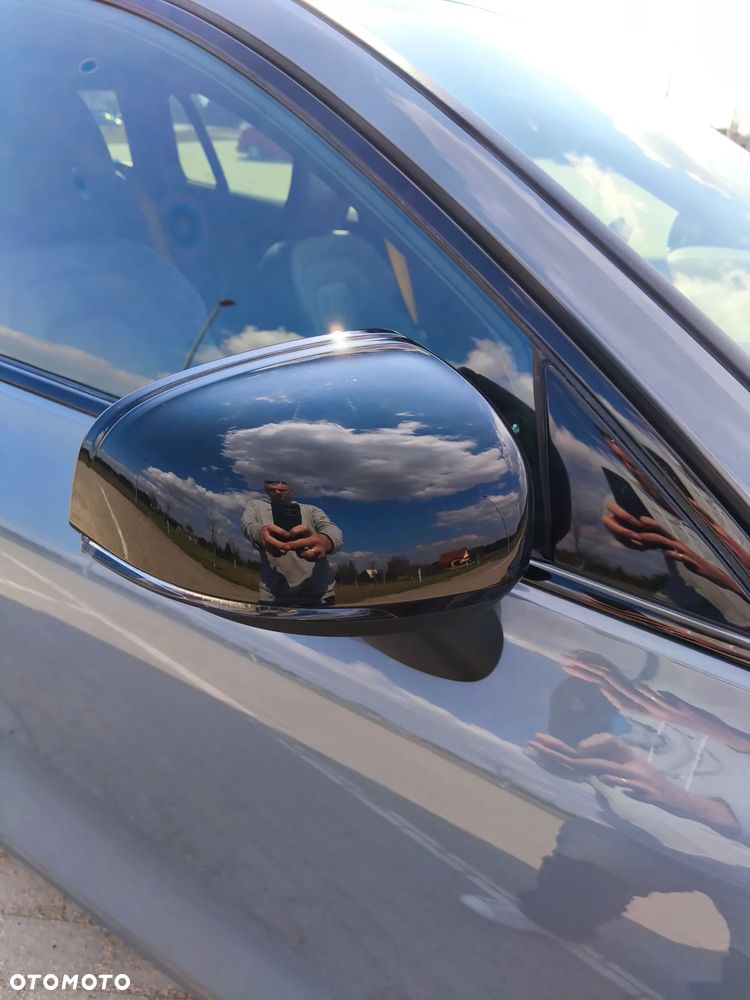 Volvo V60 T8 AWD Plus Dark - 27