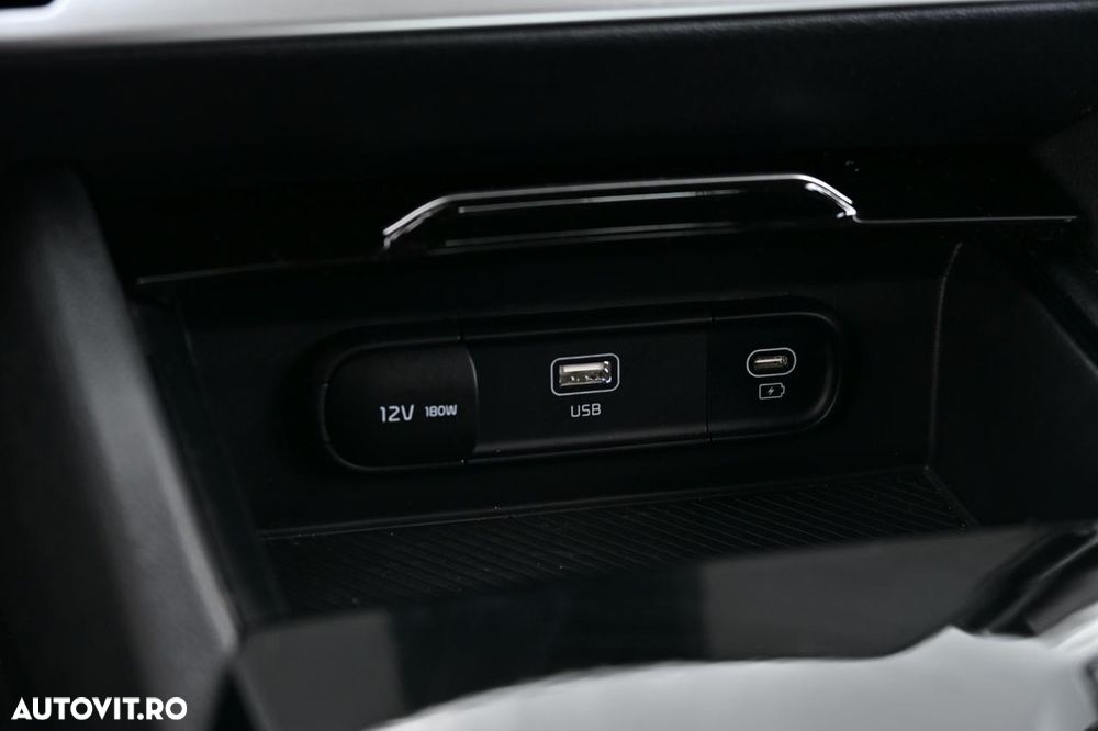 Kia Sportage 1.6 T-GDI PHEV 6AT 4x4 Style - 20