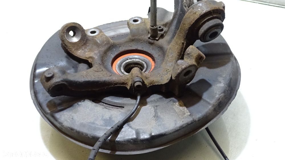 ZWROTNICA PIASTA LEWY TYŁ BMW E81 116i 2.0 - 6