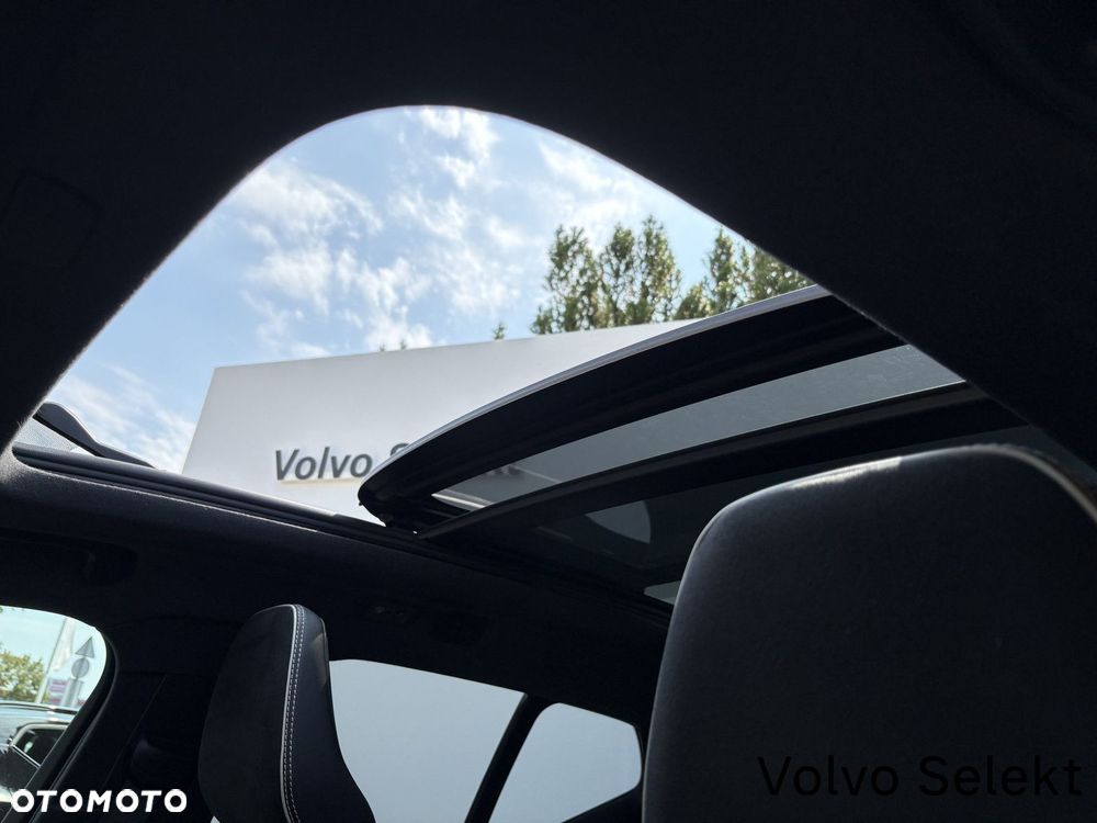 Volvo XC 40 - 18