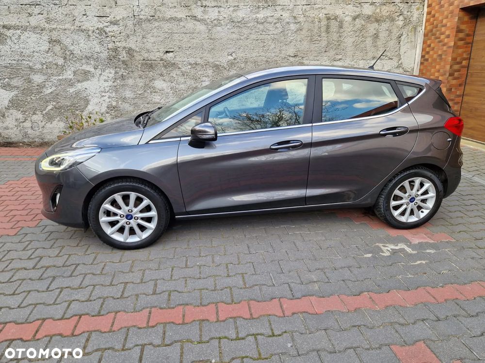 Ford Fiesta 1.1 S&S TITANIUM - 4