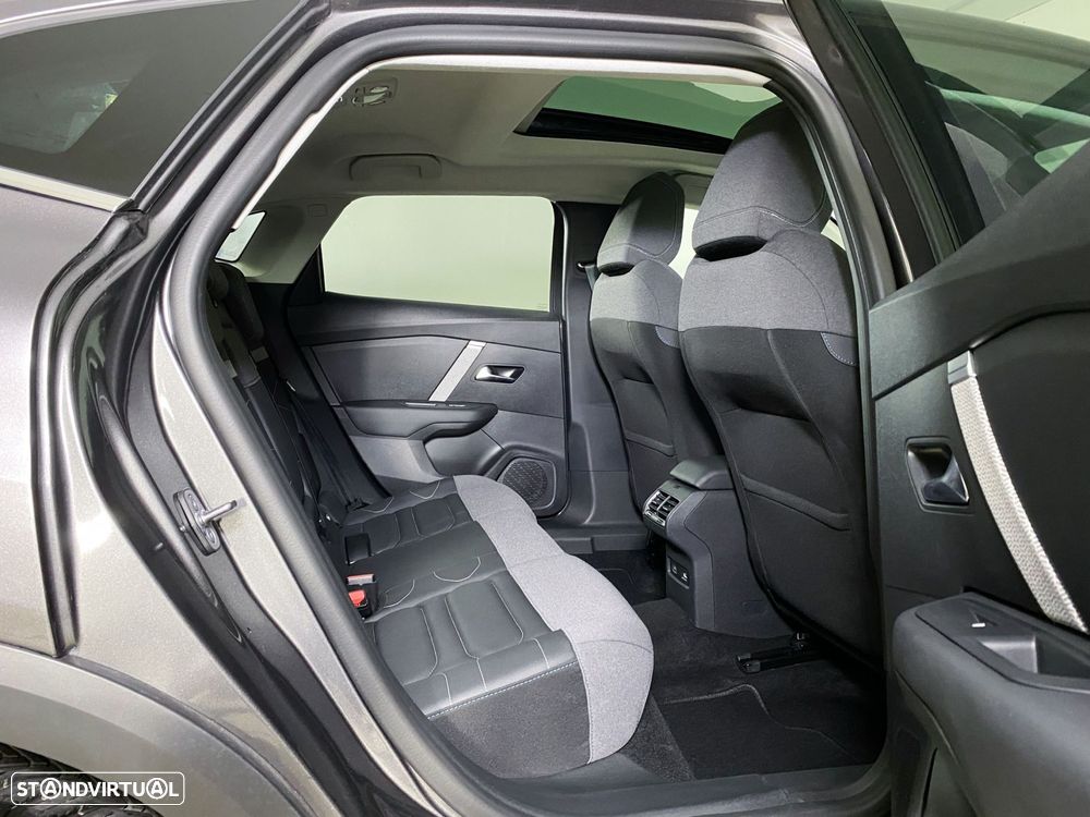 Citroën C4 X 1.2 PureTech Max EAT8 - 19