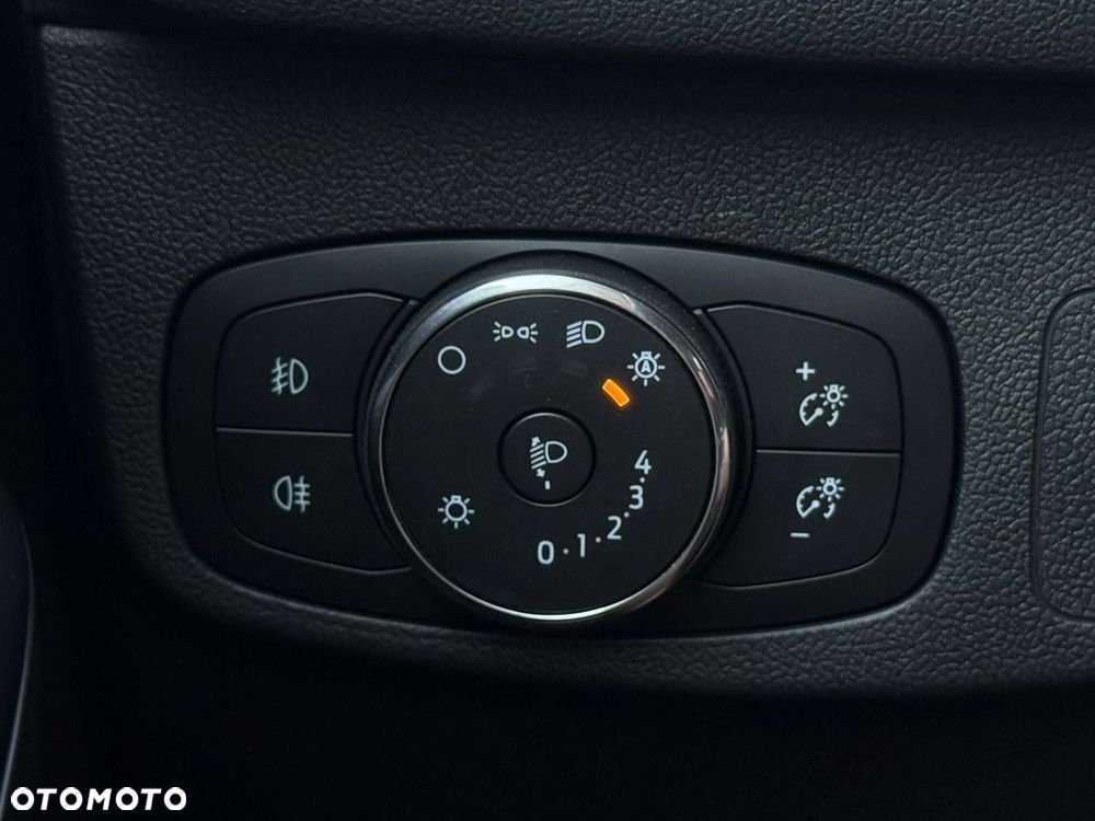 Ford Focus - 29