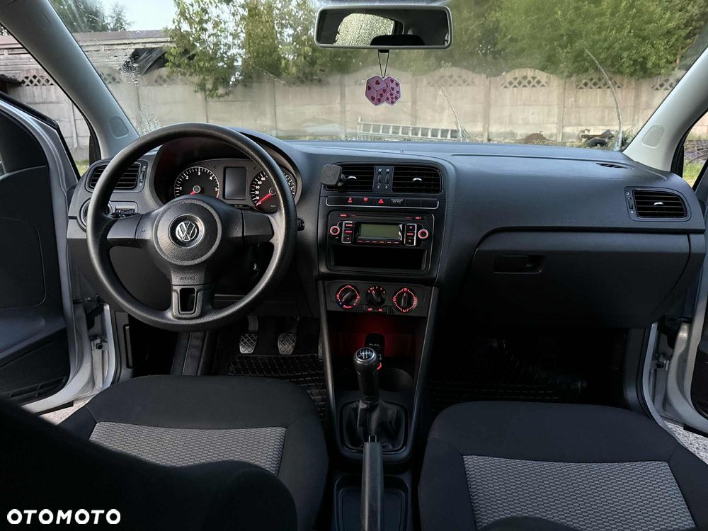 Volkswagen Polo - 7