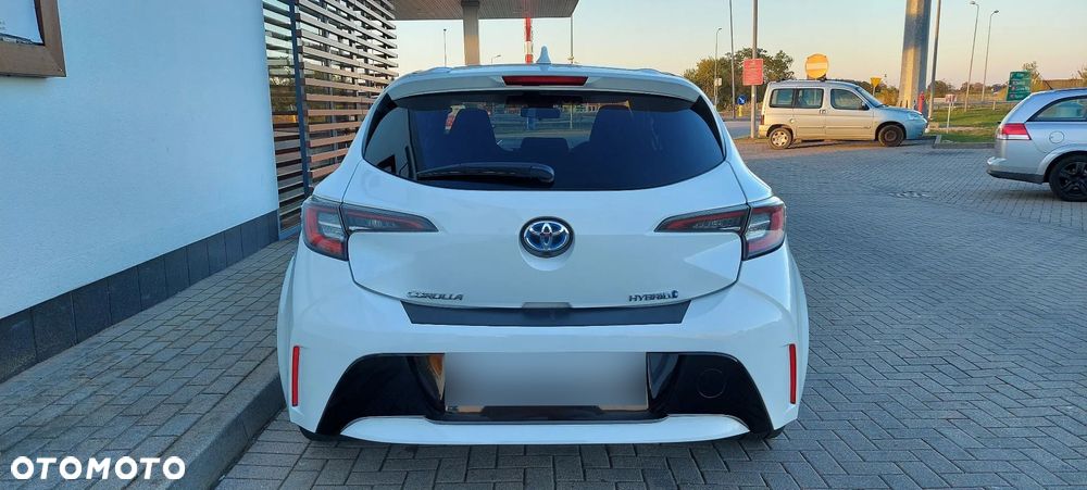 Toyota Corolla 1.8 Hybrid Selection - 14