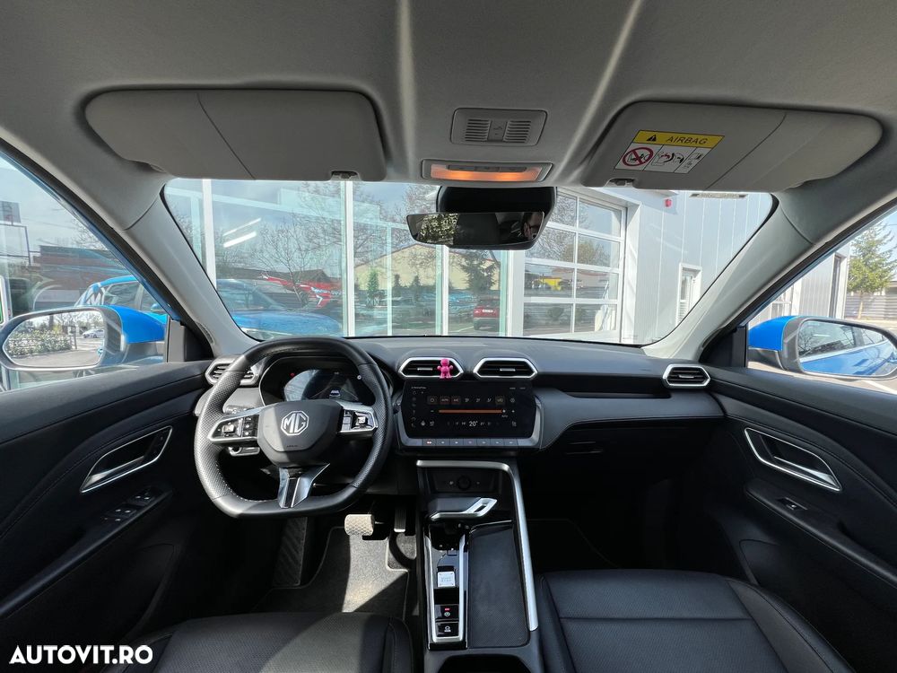 MG ZS HEV 1.5 GSI AT Exclusive - 6