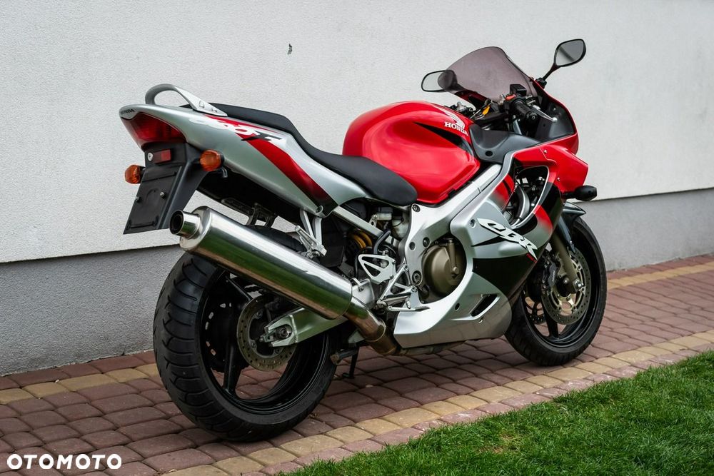 Honda CBR - 4