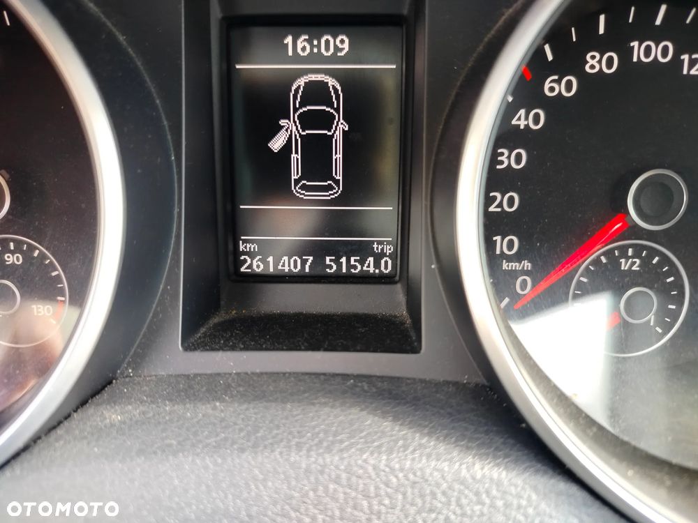Volkswagen Golf 1.6 TDI Trendline - 8