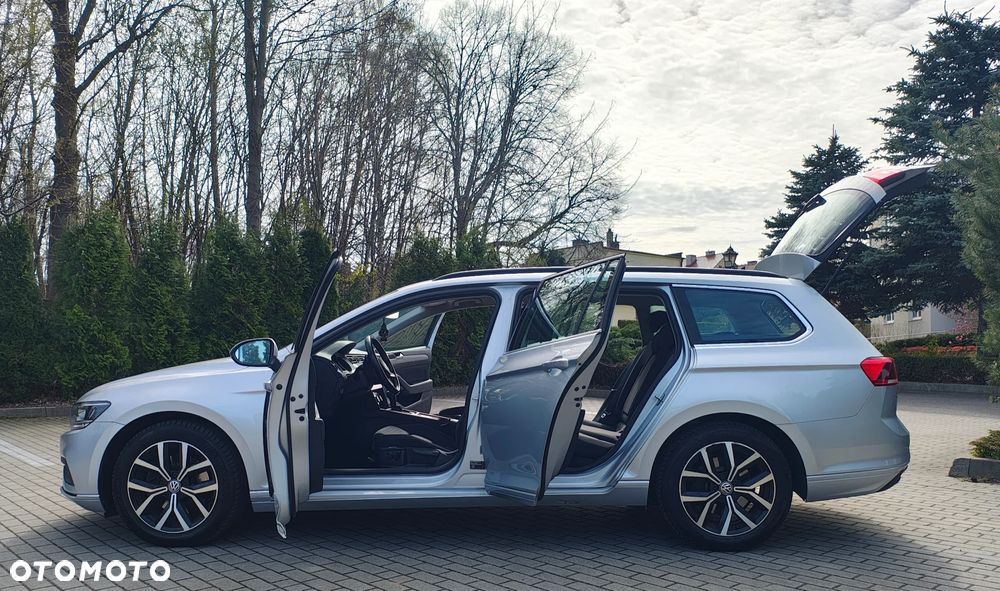 Volkswagen Passat 2.0 TDI Business DSG - 17