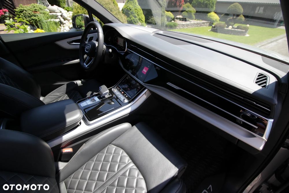 Audi Q7 50 TDI quattro tiptronic S line - 28