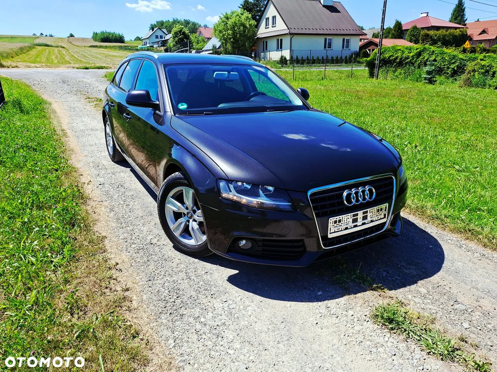Audi A4 Avant 2.0 TDI DPF Ambiente - 6