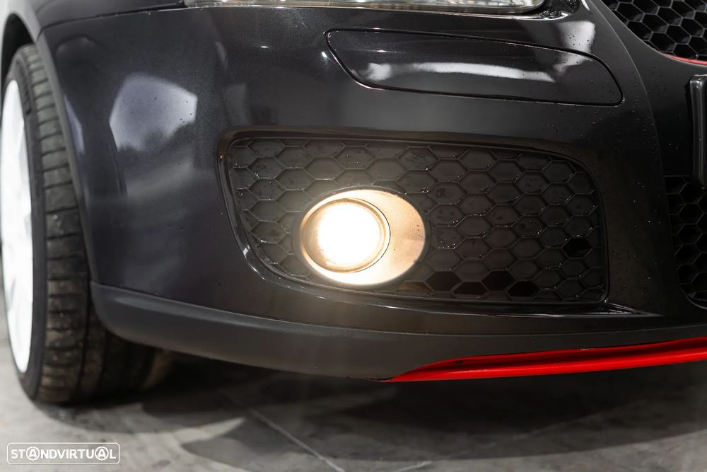 VW Golf 2.0 GTi - 24