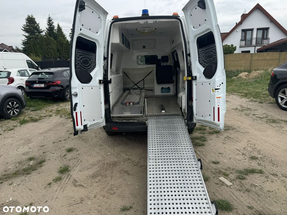 Ford Transit Custom - 8