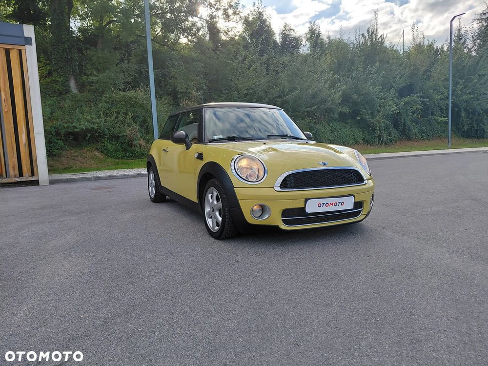 MINI ONE D - 4