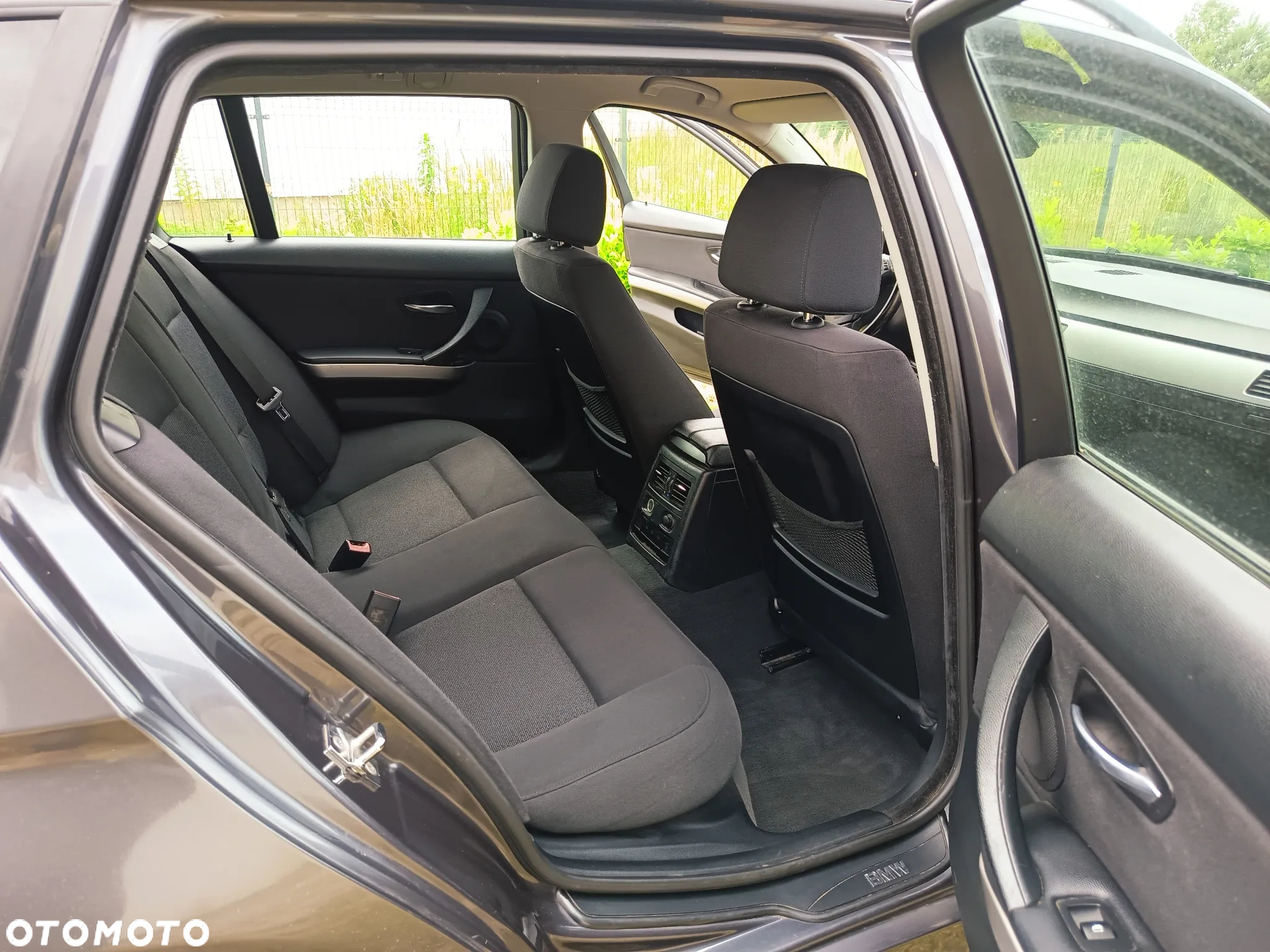 BMW Seria 3 320d - 12