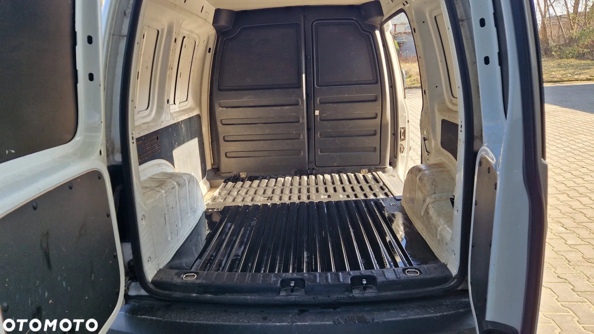 Volkswagen CADDY - 8