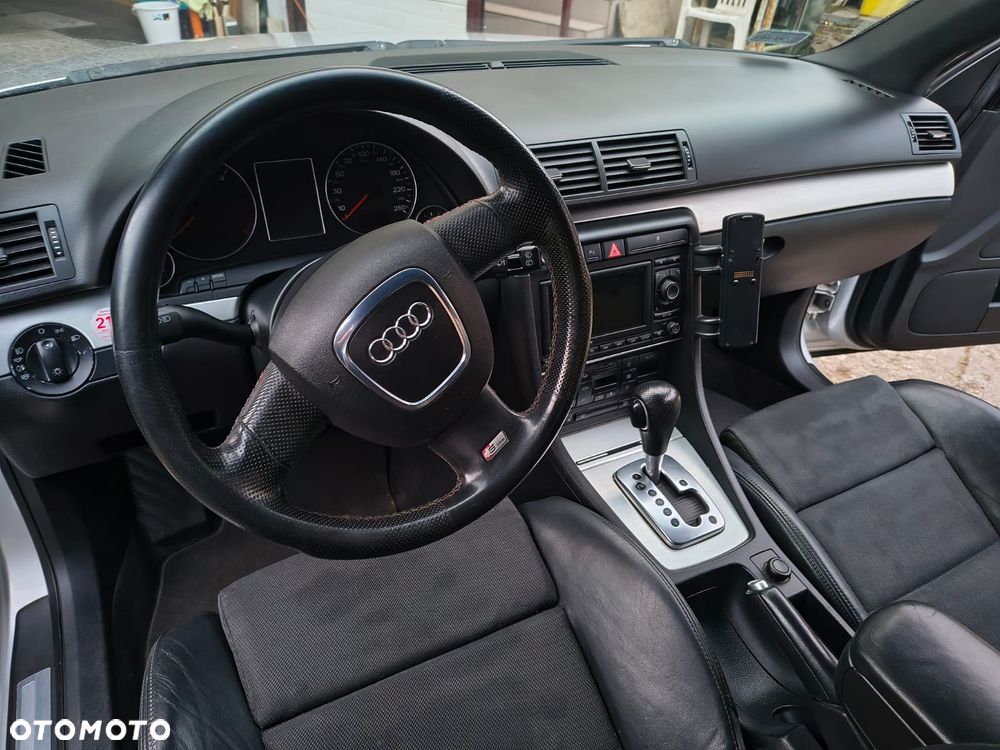 Audi A4 Avant 2.0 TDI multitronic - 11