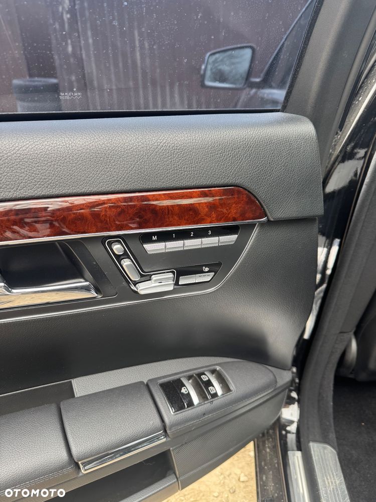 Mercedes-Benz Klasa S 350 CDI L 4Matic DPF 7G-TRONIC BlueEFFICIENCY - 19