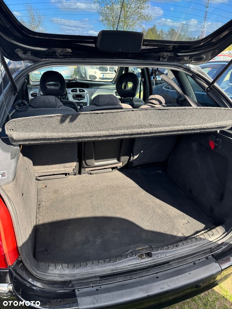 Citroën Xsara Picasso 1.6 16V Exclusive - 27