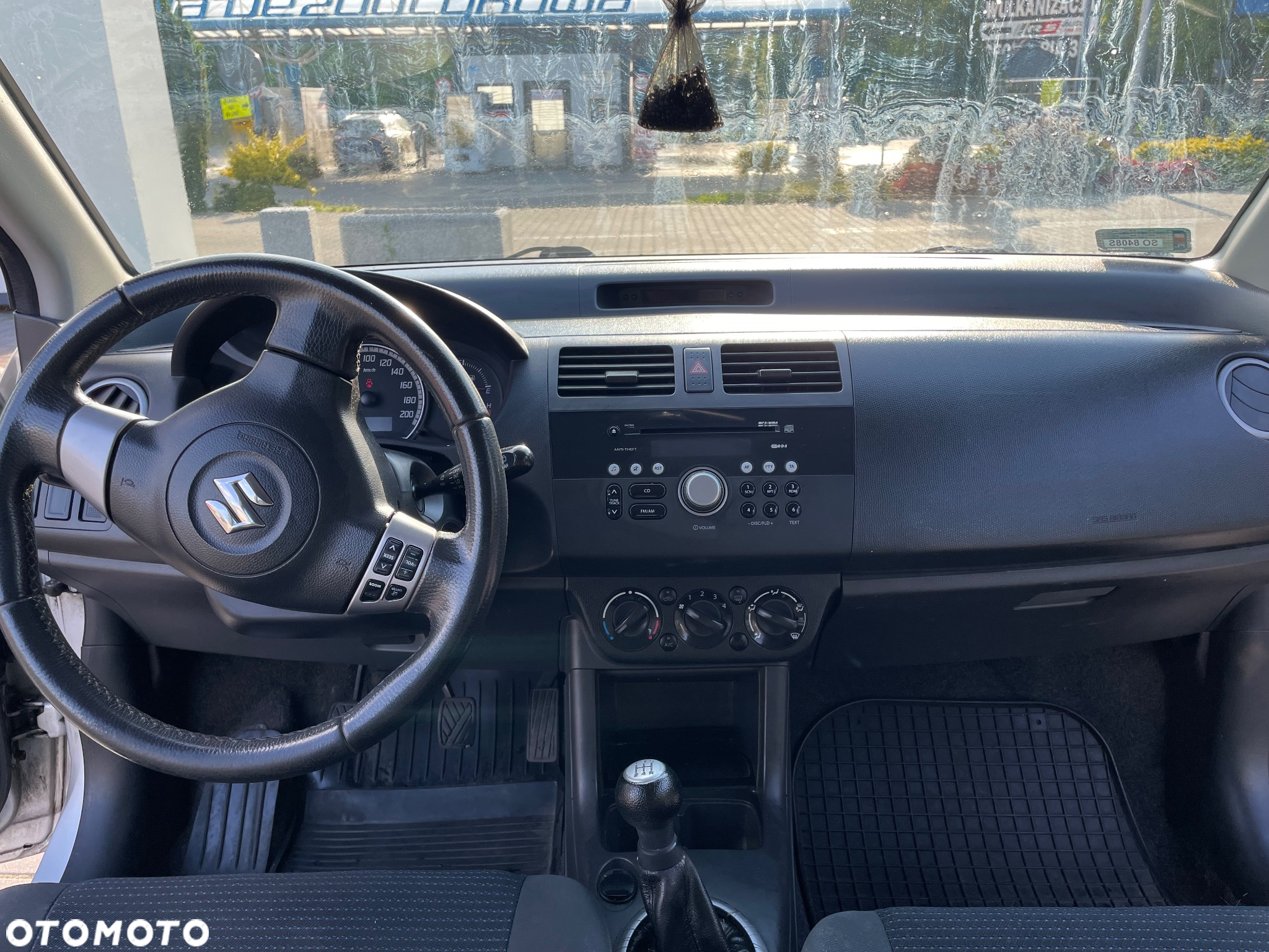 Suzuki Swift - 13