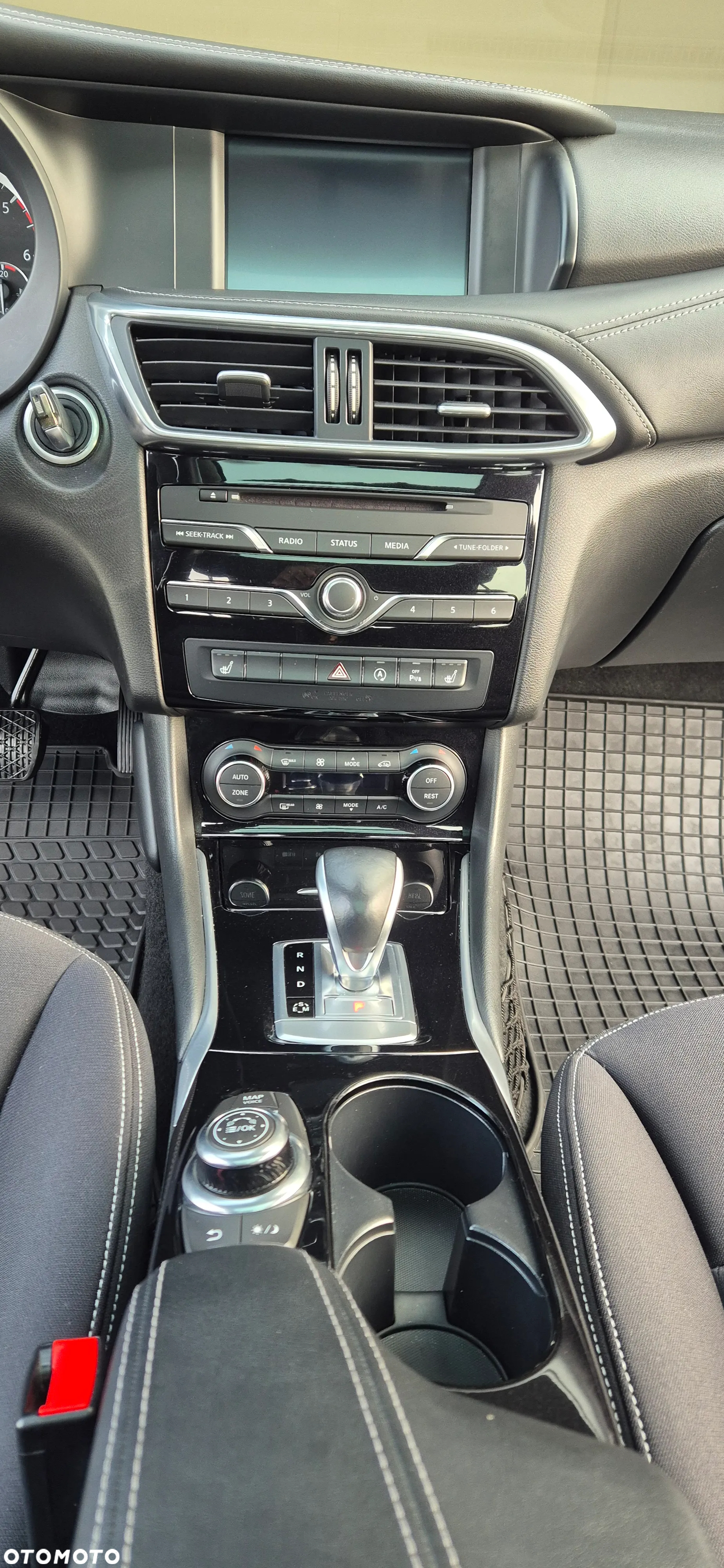 Infiniti Q30 2.2d Luxe AWD 7DCT - 12