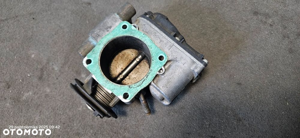 Przepustnica Audi A4 B5 VW Passat B5 1,6 1,8 20V 058133063B - 5