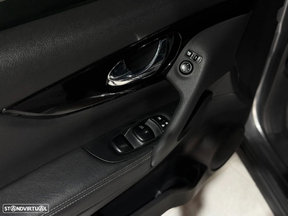 Nissan Qashqai 1.5 dCi TEKNA+ - 19