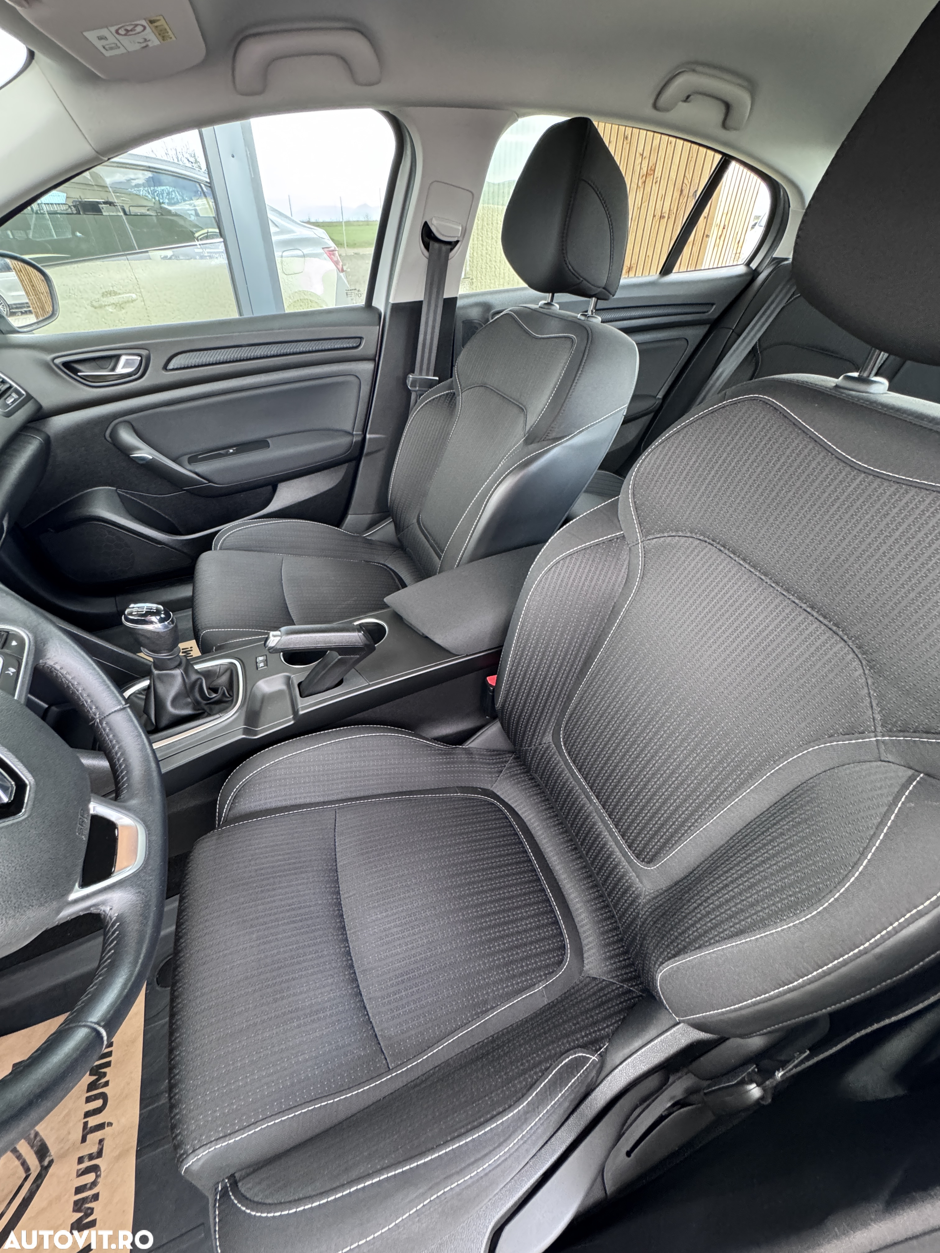 Renault Megane BLUE dCi Intens - 8