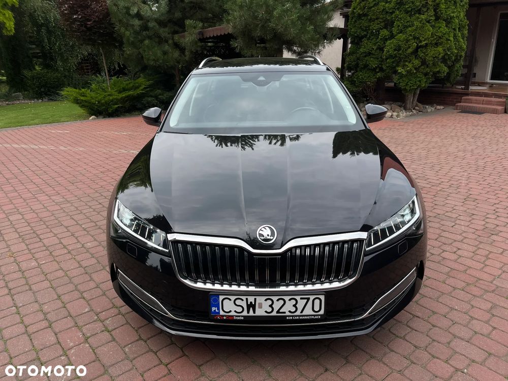 Skoda Superb 2.0 TDI SCR Style DSG - 8
