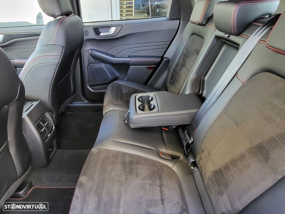 Ford Kuga - 9