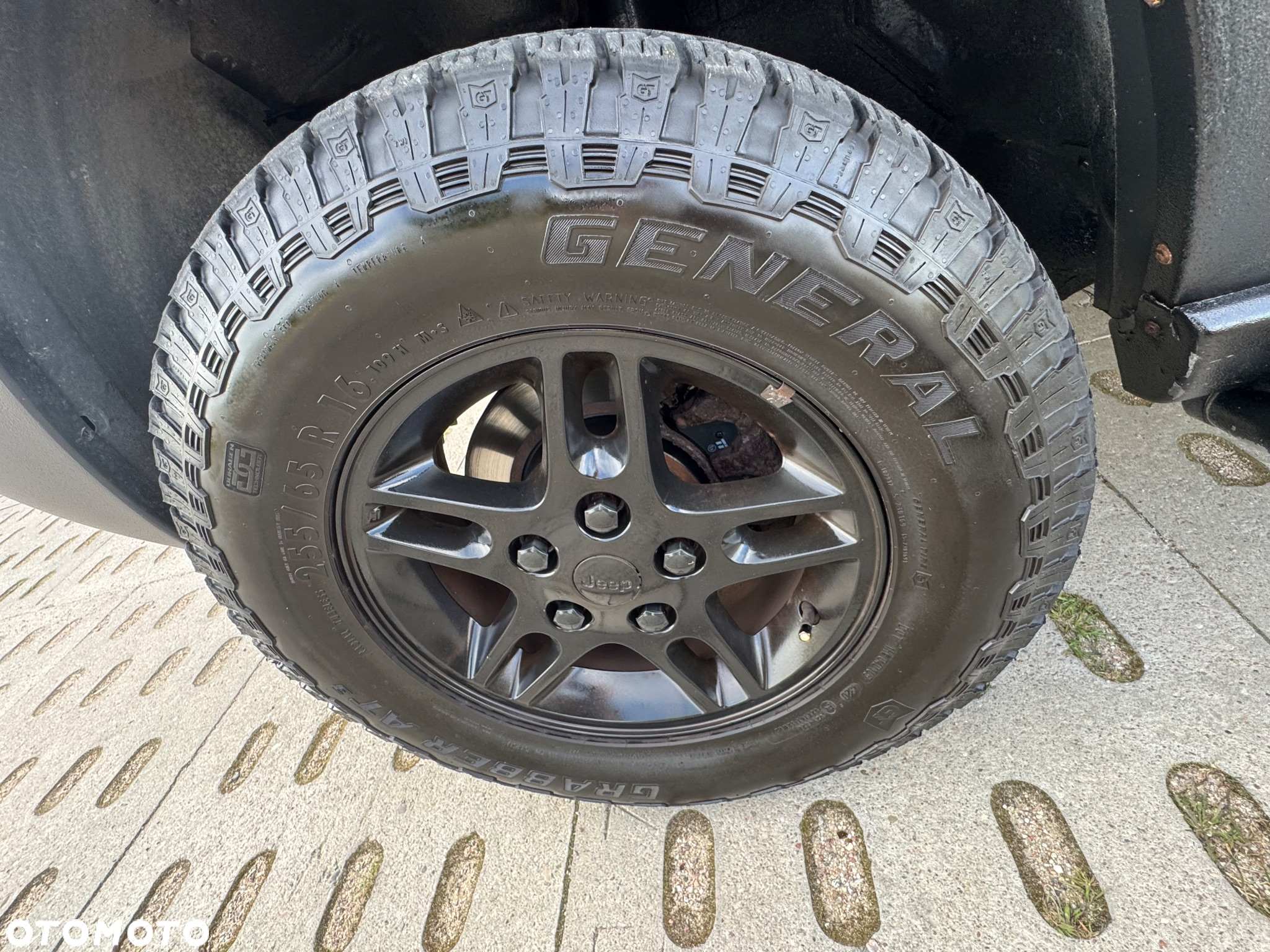 Jeep Grand Cherokee 4.7 Limited - 29