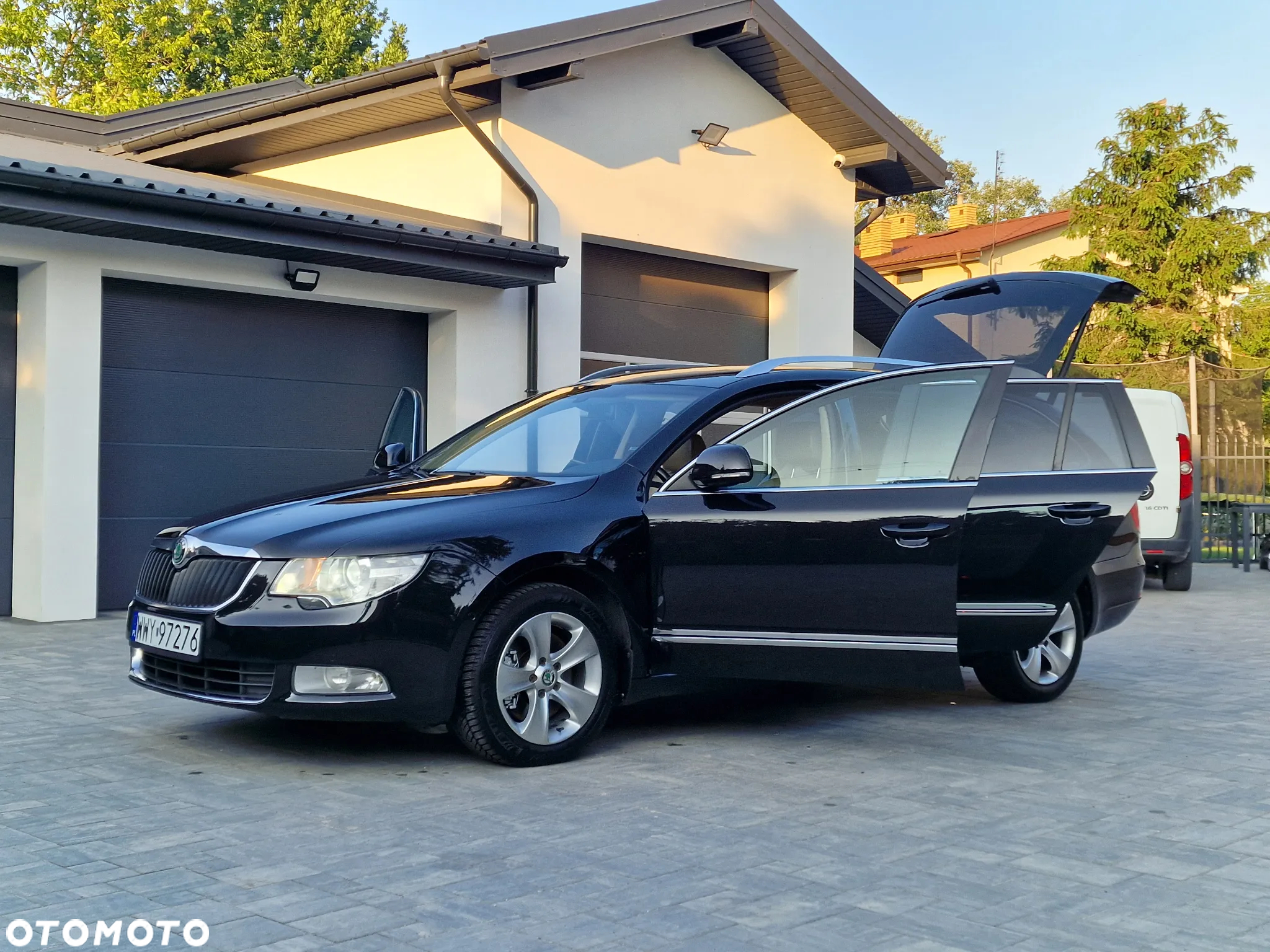 Skoda Superb 2.0 TDI Platinum DSG - 23
