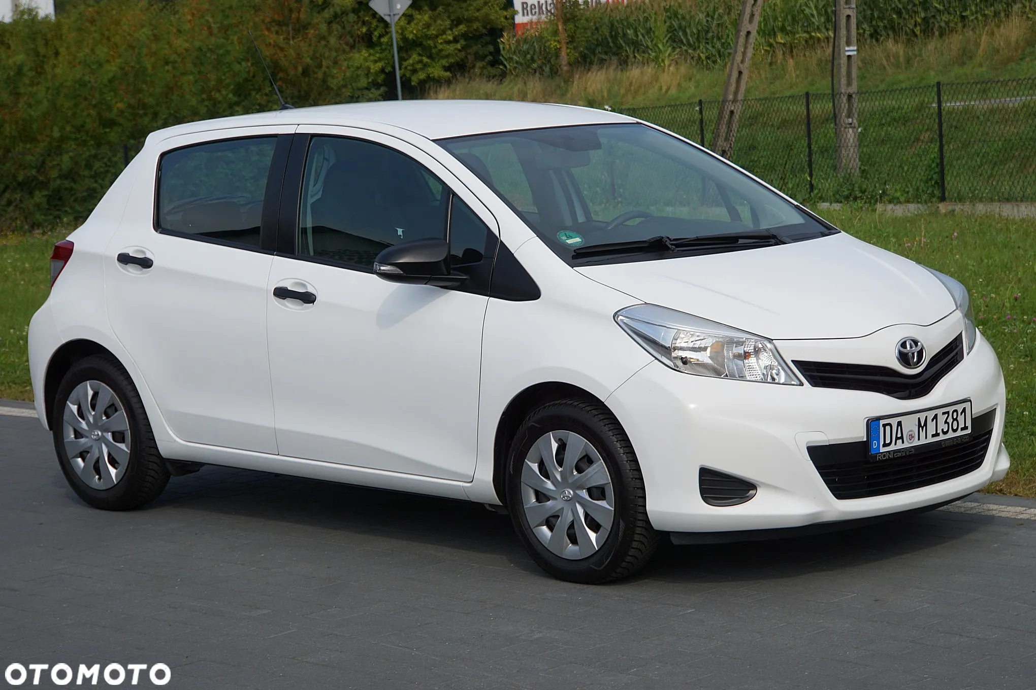 Toyota Yaris 1.0 VVT-i Cool - 10
