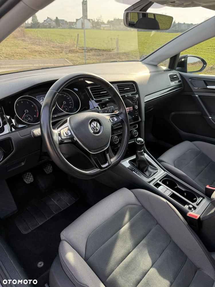 Volkswagen Golf 1.5 TSI BlueMotion ACT Highline - 18