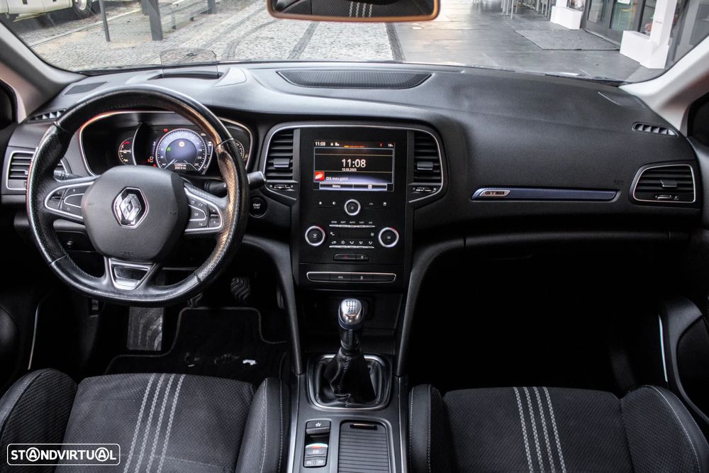 Renault Mégane Sport Tourer 1.5 dCi GT Line - 32