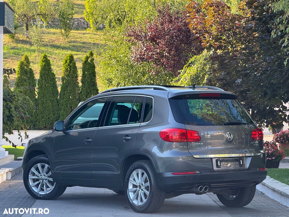 Volkswagen Tiguan 2.0 TDI DPF 4Motion BlueMotion Technology DSG Sport & Style - 4