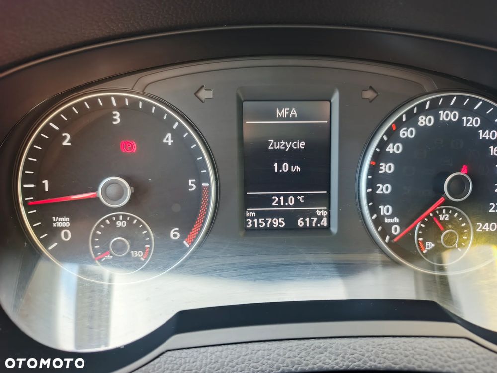 Volkswagen Sharan 2.0 TDI Highline - 12