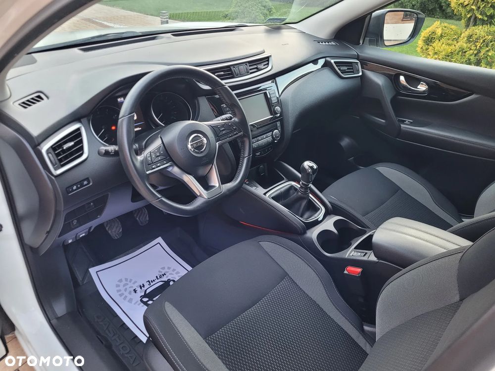 Nissan Qashqai 1.3 DIG-T N-Connecta - 21