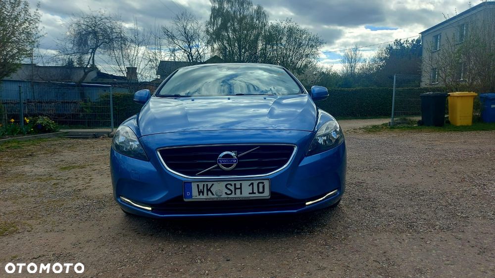 Volvo V40 D4 Momentum - 4