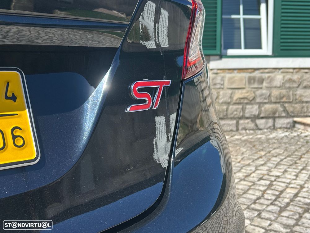 Ford Fiesta 1.6 T ST — fotografia 6