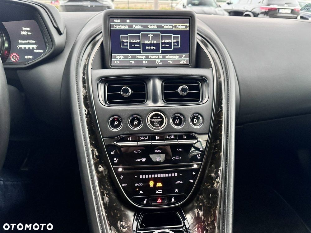 Aston Martin DB11 - 20