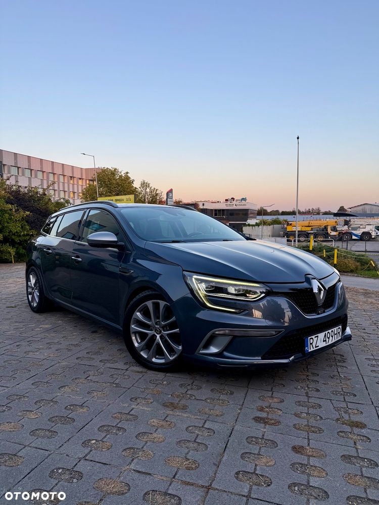Renault Megane ENERGY TCe 205 EDC GT - 14