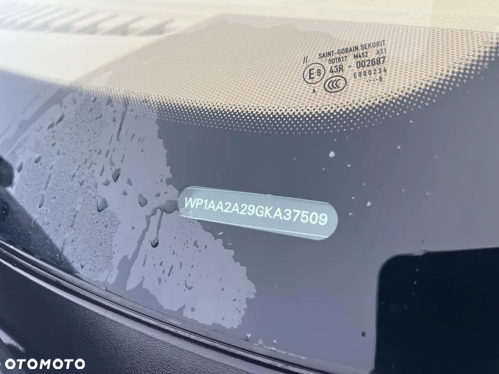 Porsche Cayenne S - 10